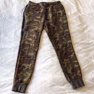 Nike Tech Fleece Camo Joggers/Pants - Green - Men's Size Medium